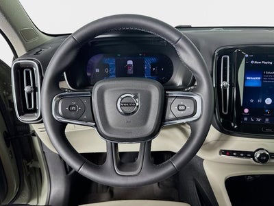 2023 Volvo XC40 Plus Dark Theme