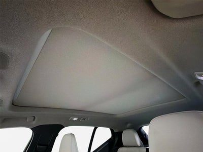 2024 Volvo XC40 Plus Dark Theme