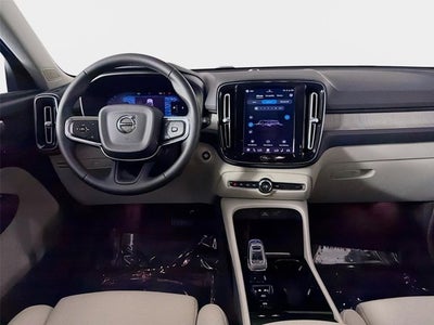 2024 Volvo XC40 Plus Dark Theme