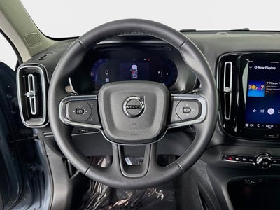 2023 Volvo XC40 Core