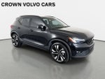 2023 Volvo XC40 Plus Dark Theme