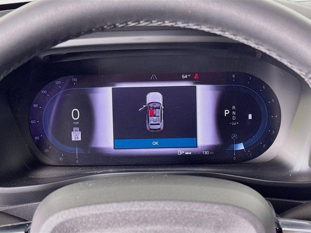 2023 Volvo XC40 Ultimate Dark Theme