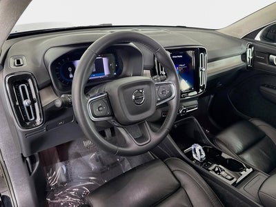 2023 Volvo XC40 Ultimate Dark Theme