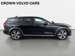 2025 Volvo V60 Cross Country Plus
