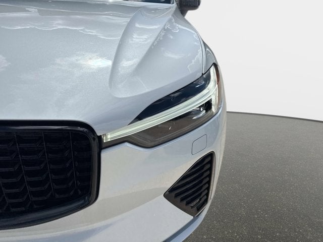 2025 Volvo XC60 Core