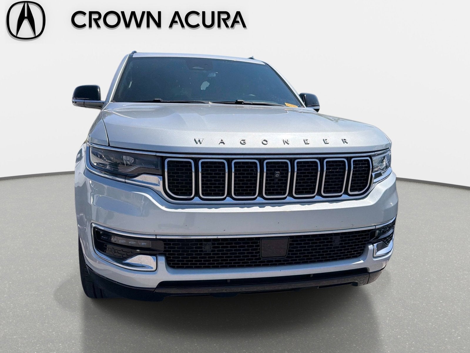 2023 Jeep Wagoneer Base