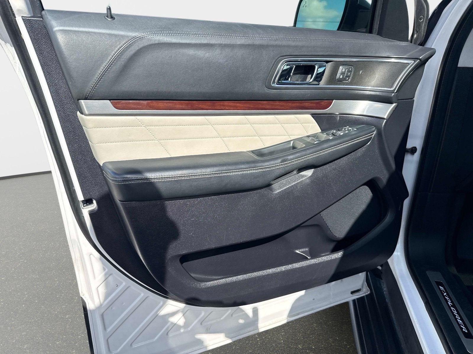 2019 Ford Explorer Platinum