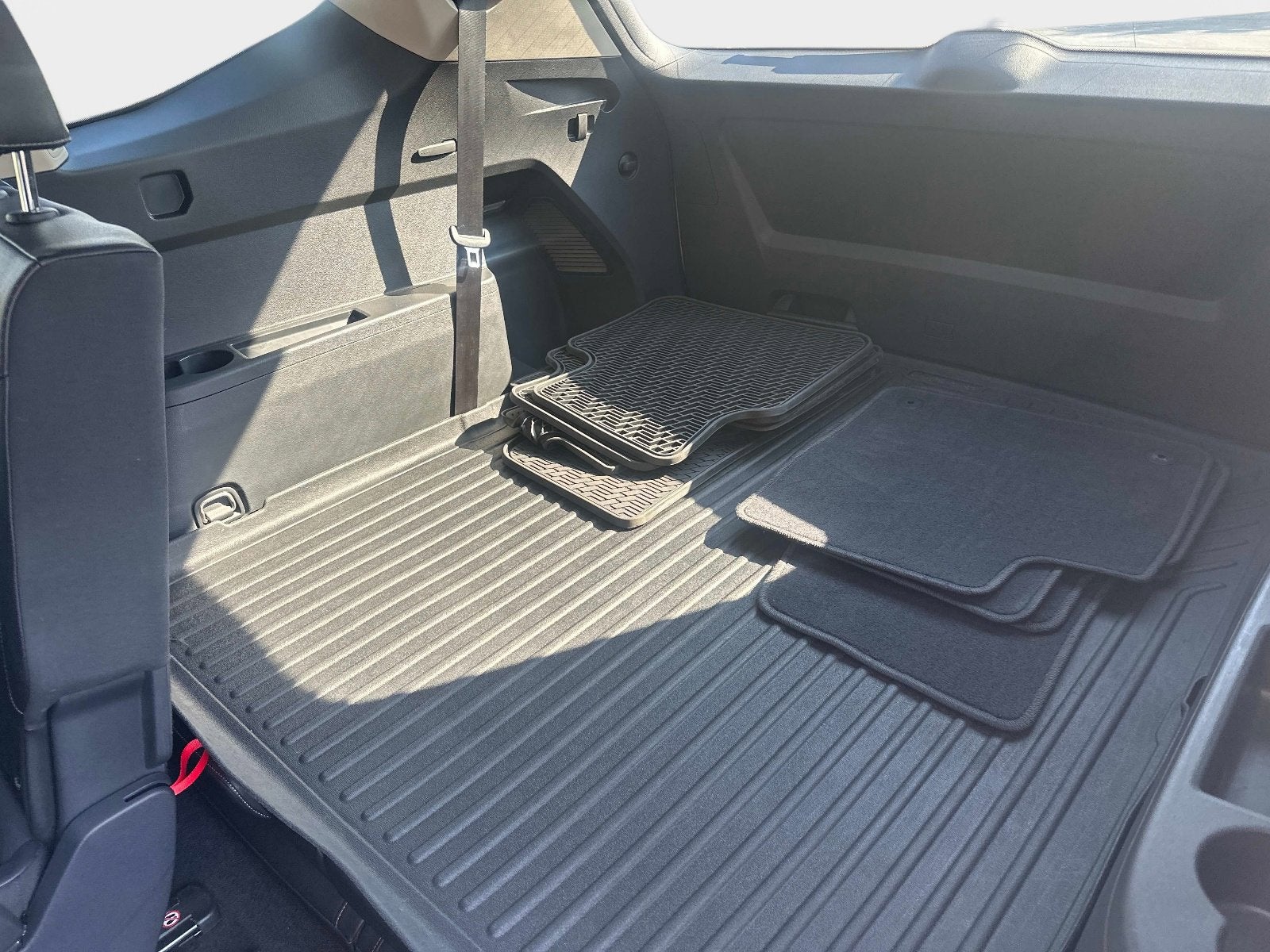 2019 Volkswagen Atlas 3.6L V6 SE w/Technology R-Line