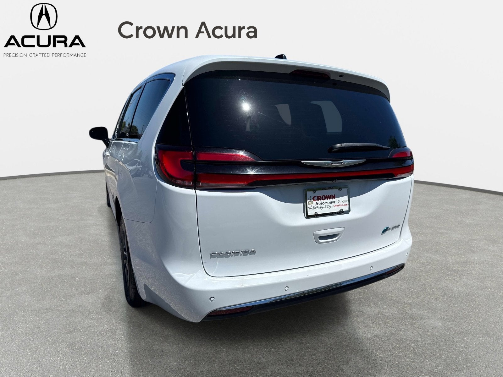 2024 Chrysler Pacifica Hybrid Select