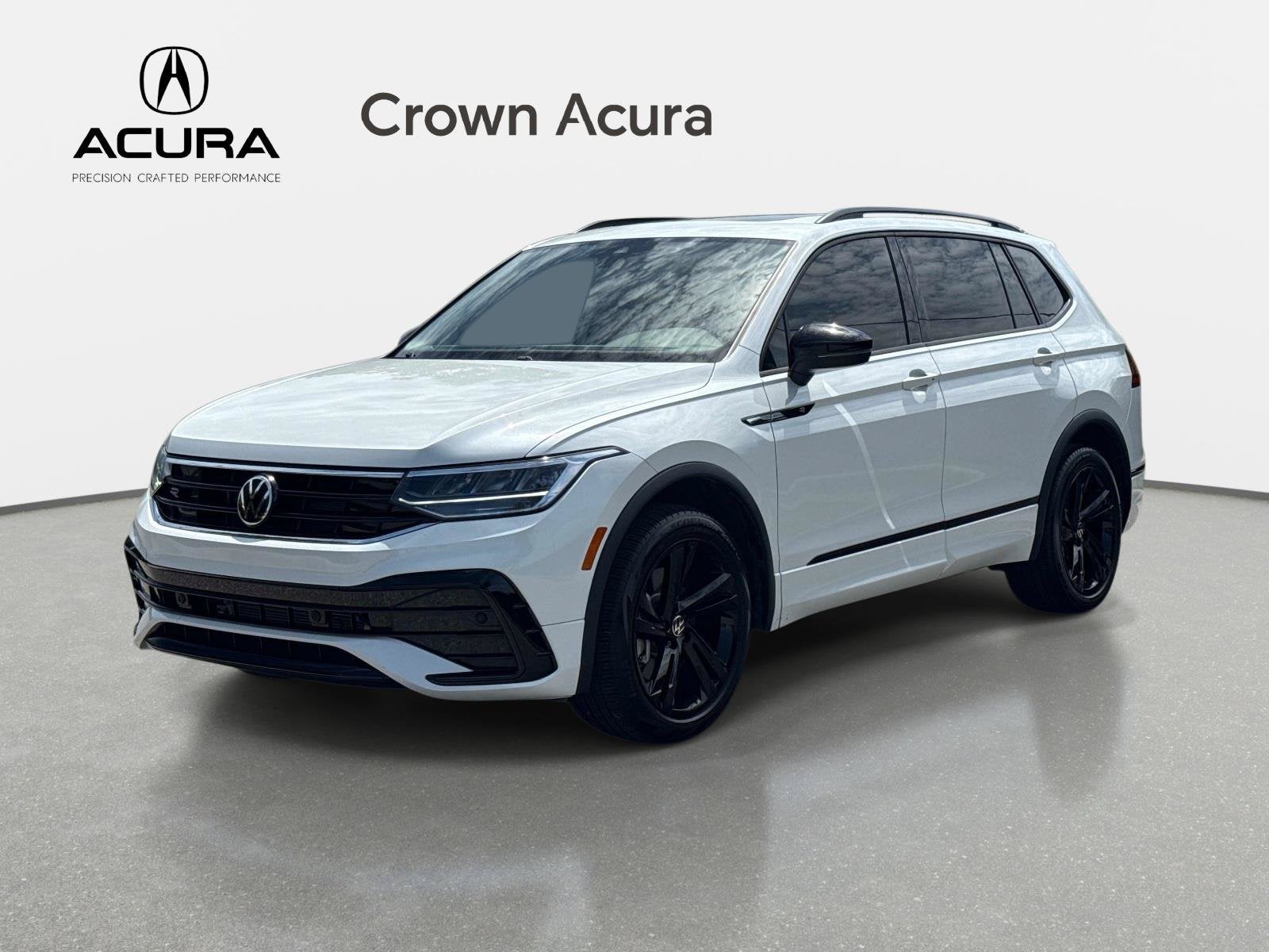 2023 Volkswagen Tiguan SE R-Line Black