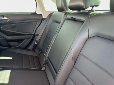 2022 Volkswagen Jetta SE