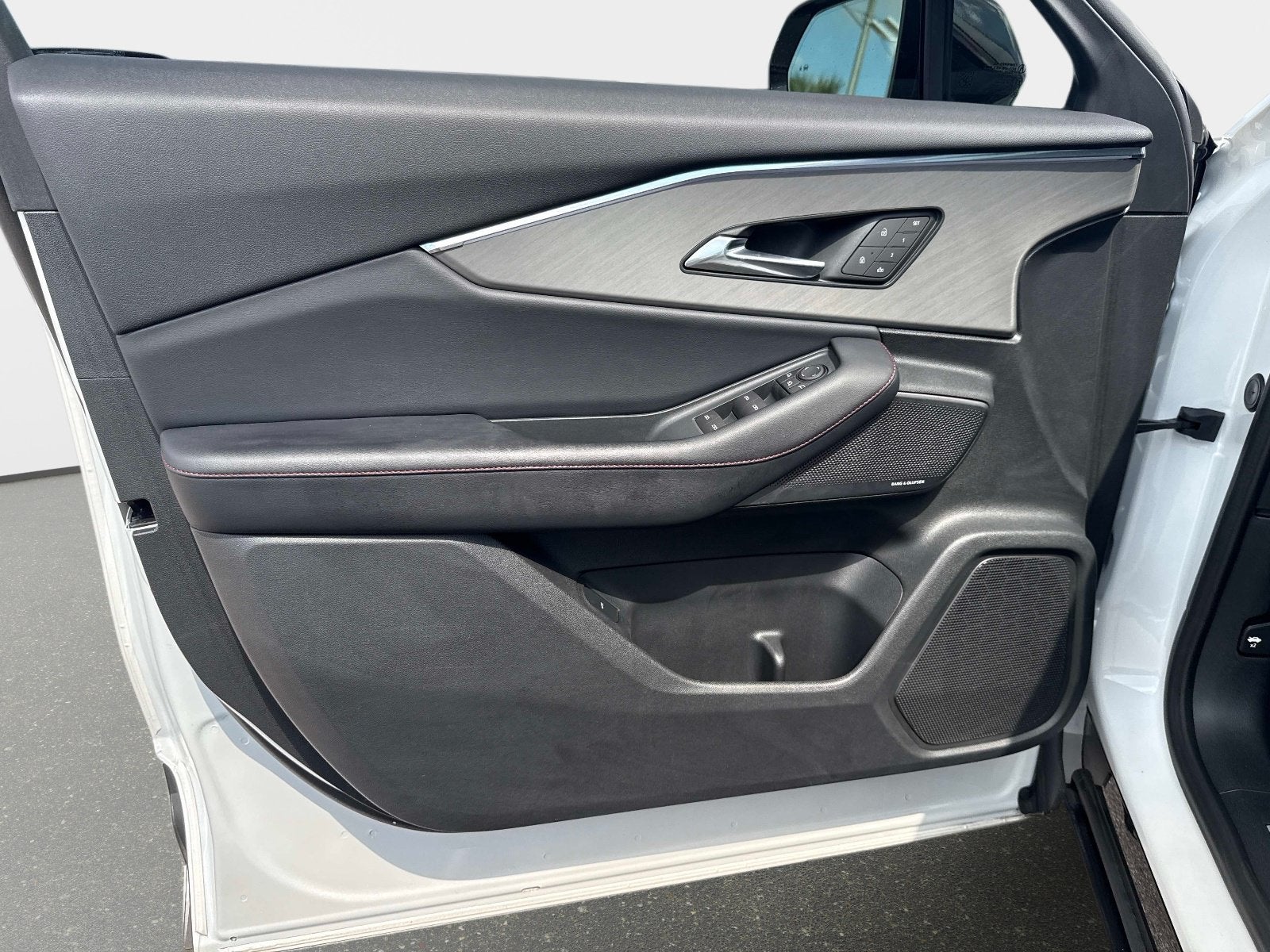 2024 Acura ZDX w/A-Spec Package