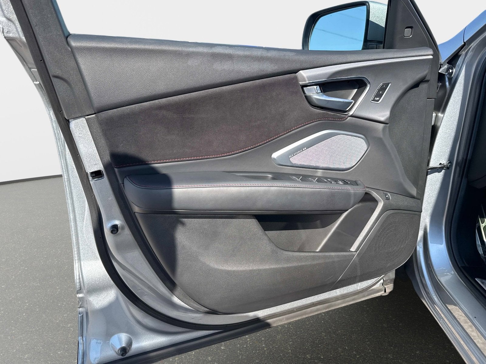 2025 Acura RDX w/A-Spec Package