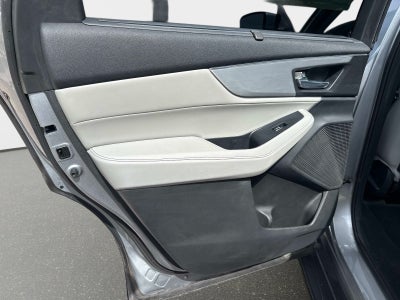 2023 Acura MDX w/Technology Package