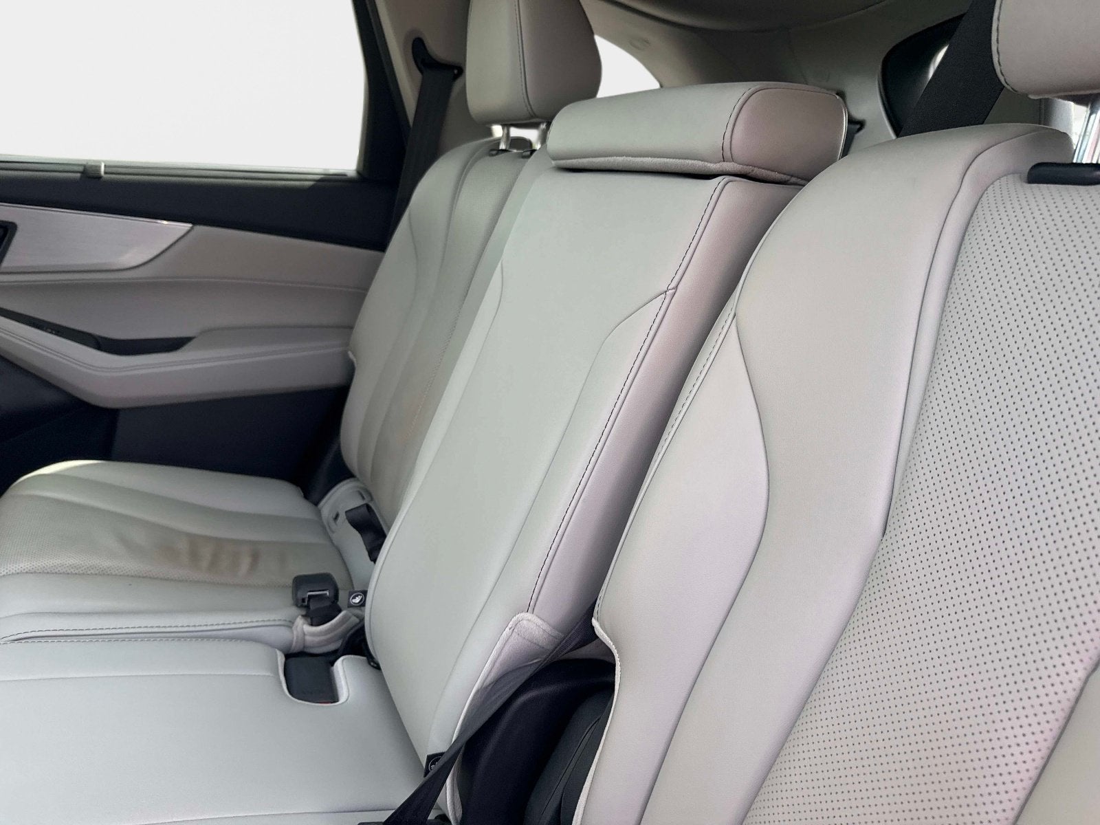 2023 Acura MDX w/Technology Package