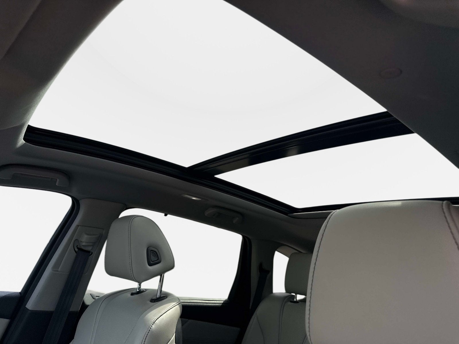 2023 Acura MDX w/Technology Package