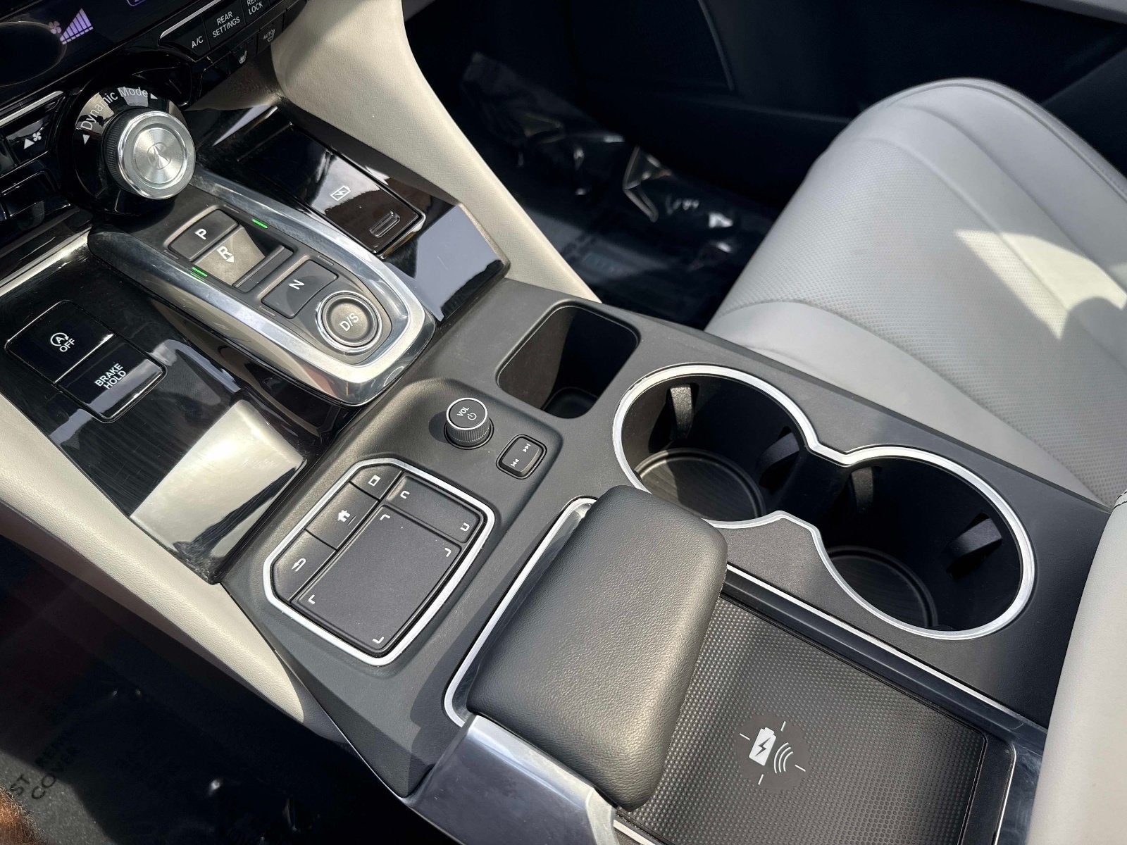 2023 Acura MDX w/Technology Package