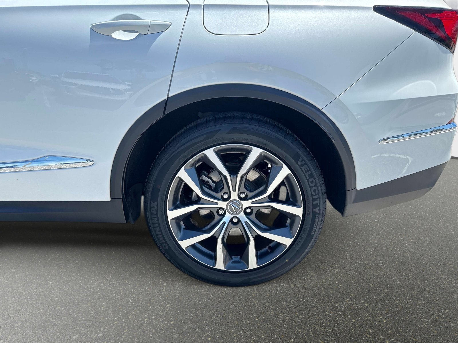 2023 Acura MDX w/Technology Package