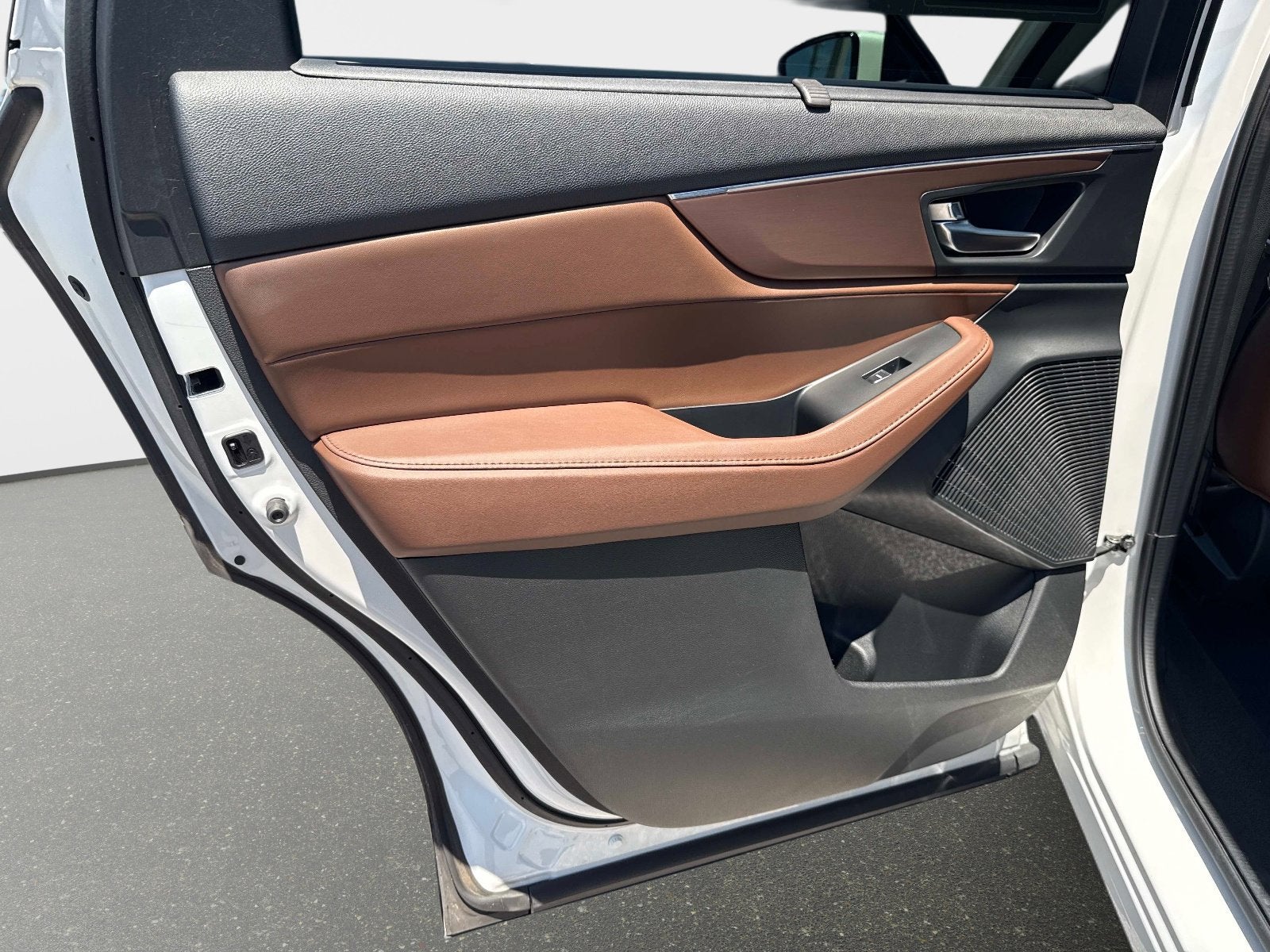2023 Acura MDX w/Technology Package