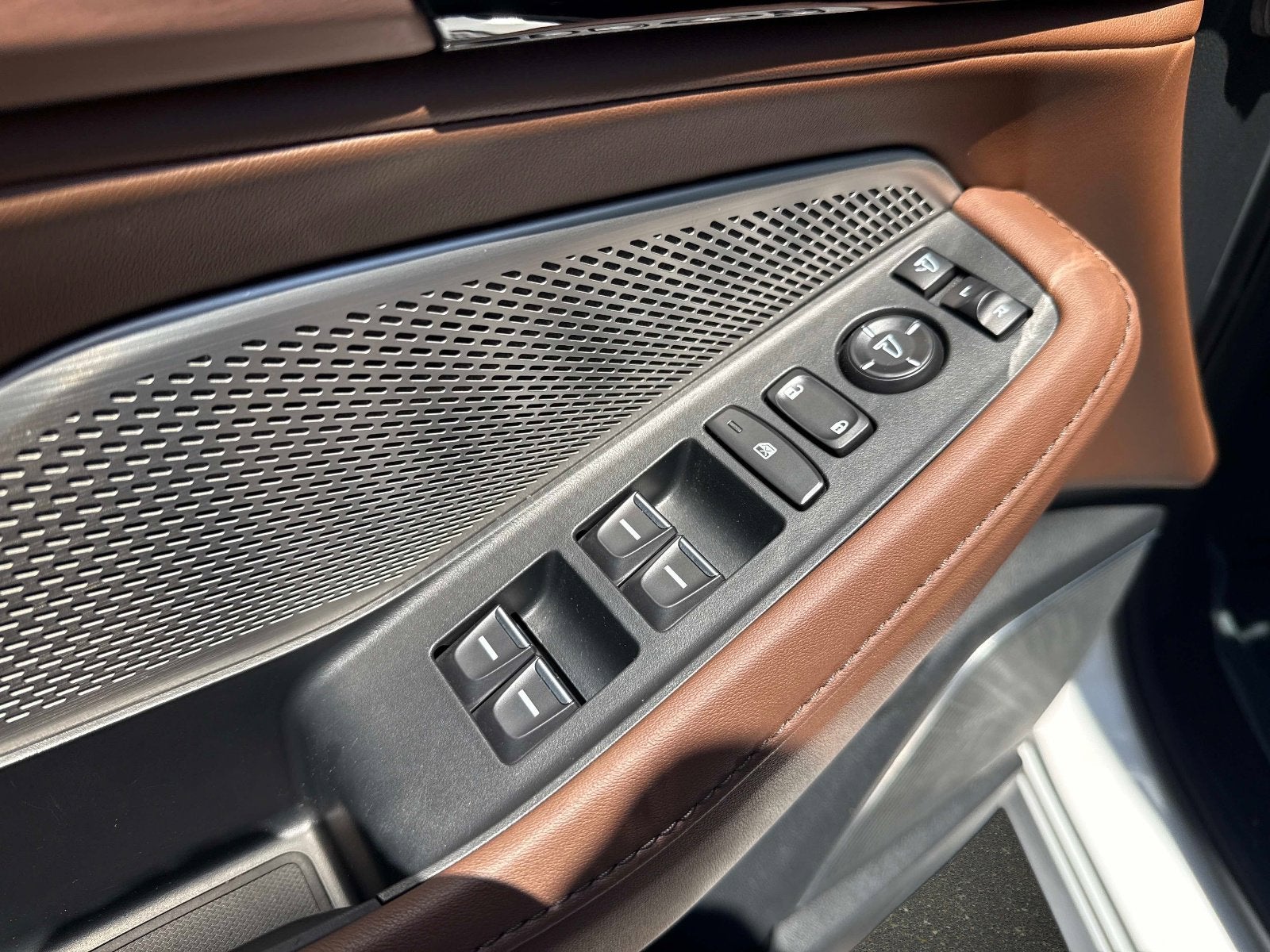 2023 Acura MDX w/Technology Package