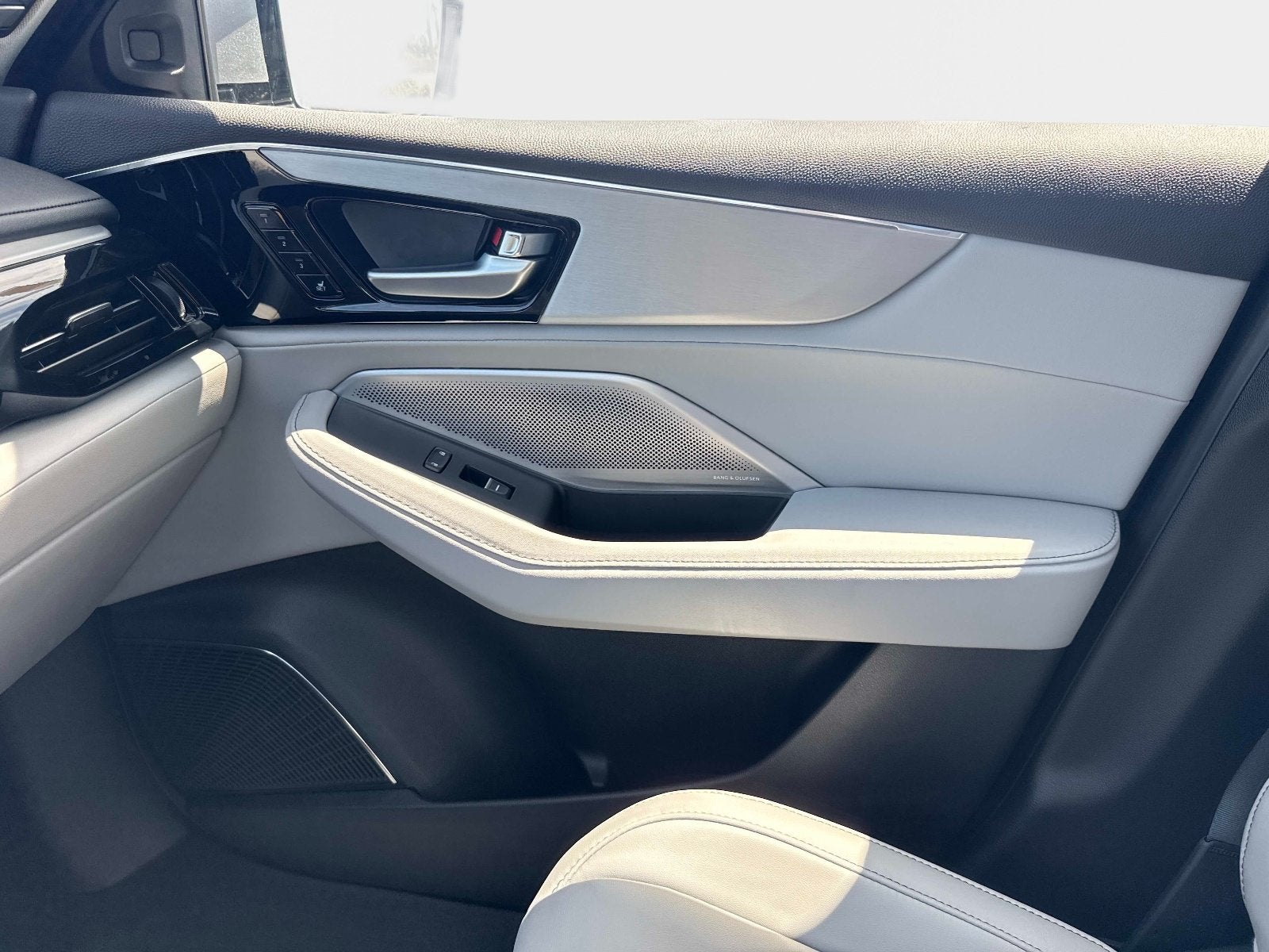 2026 Acura MDX w/Technology Package