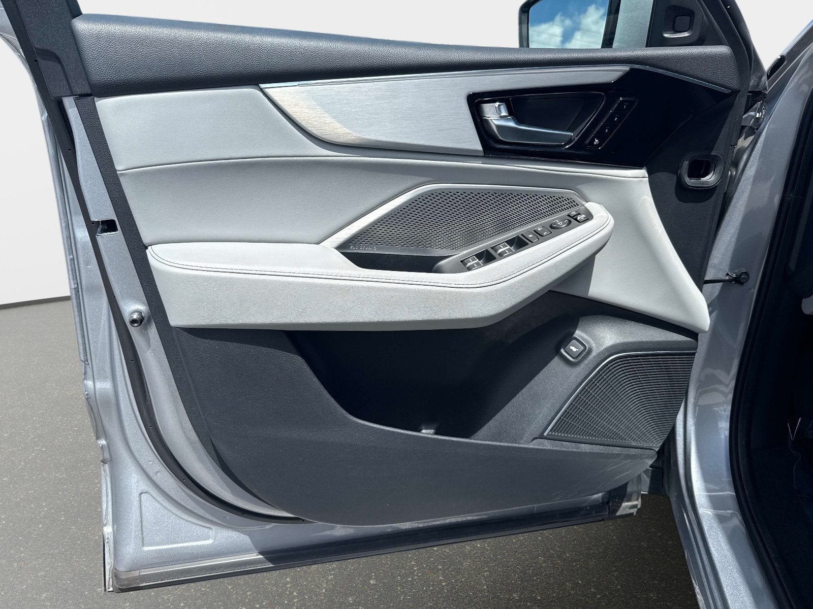 2024 Acura MDX w/Technology Package