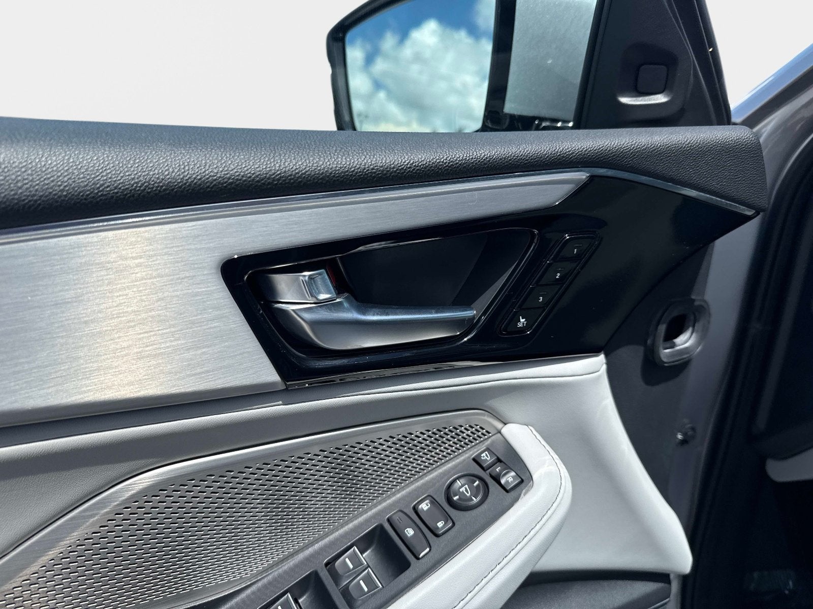 2024 Acura MDX w/Technology Package