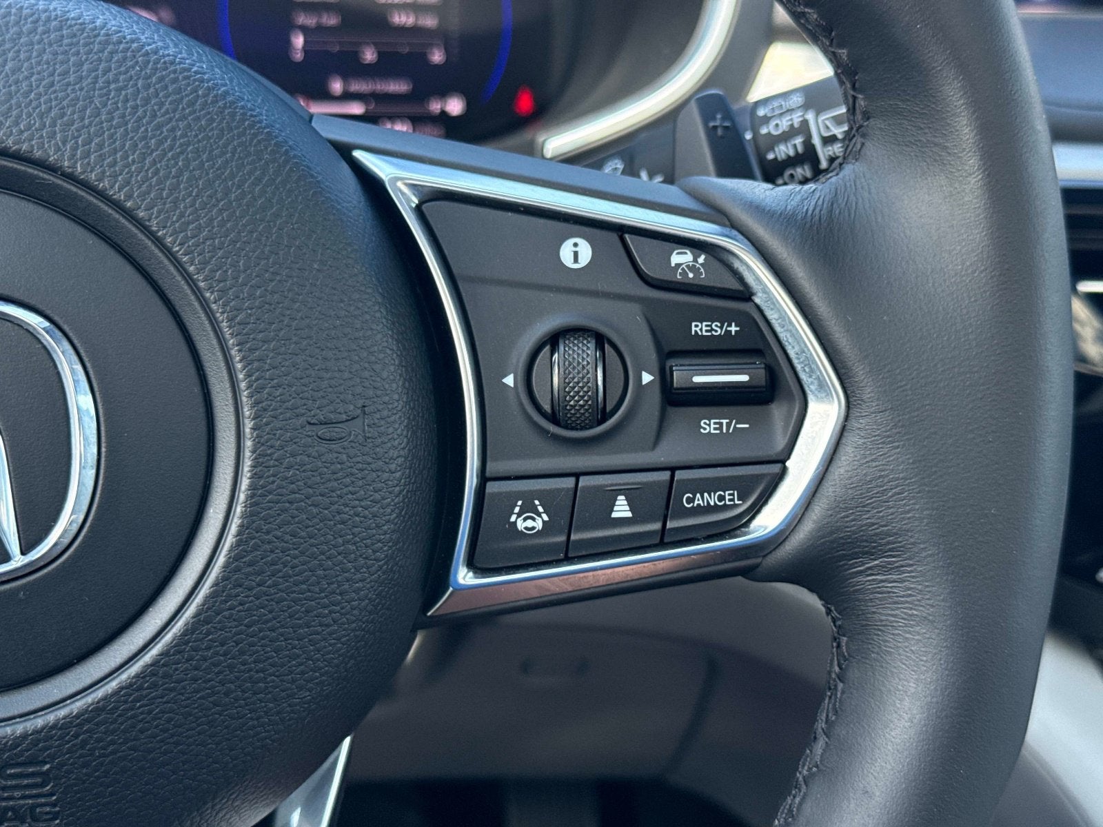 2024 Acura MDX w/Technology Package