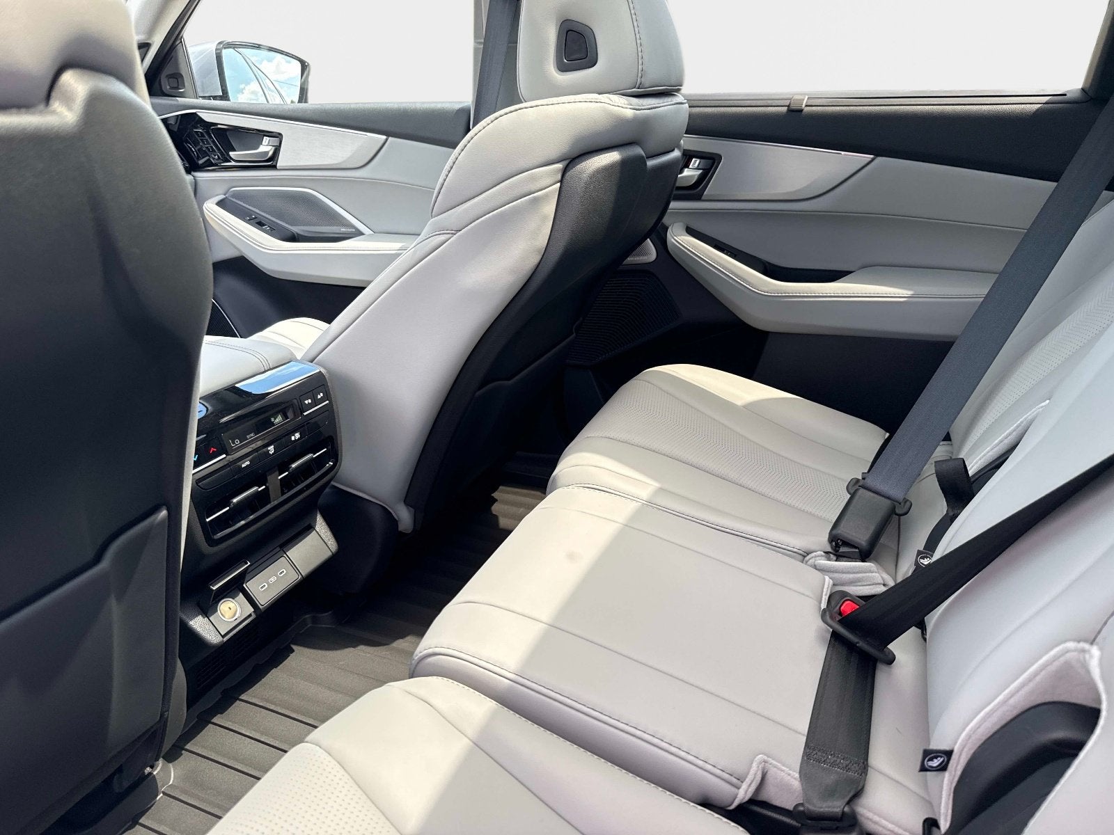 2026 Acura MDX w/Technology Package