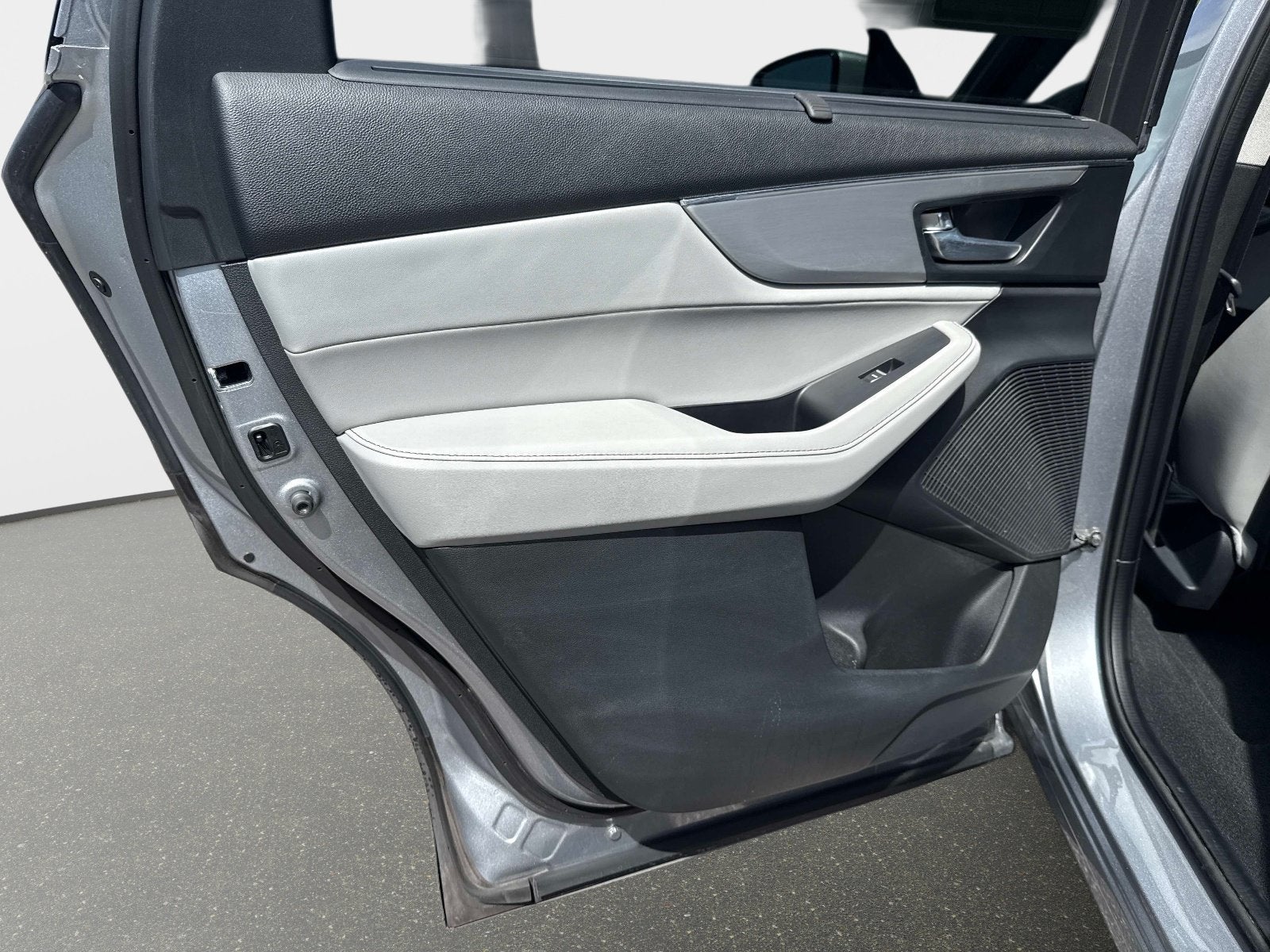 2024 Acura MDX w/Technology Package