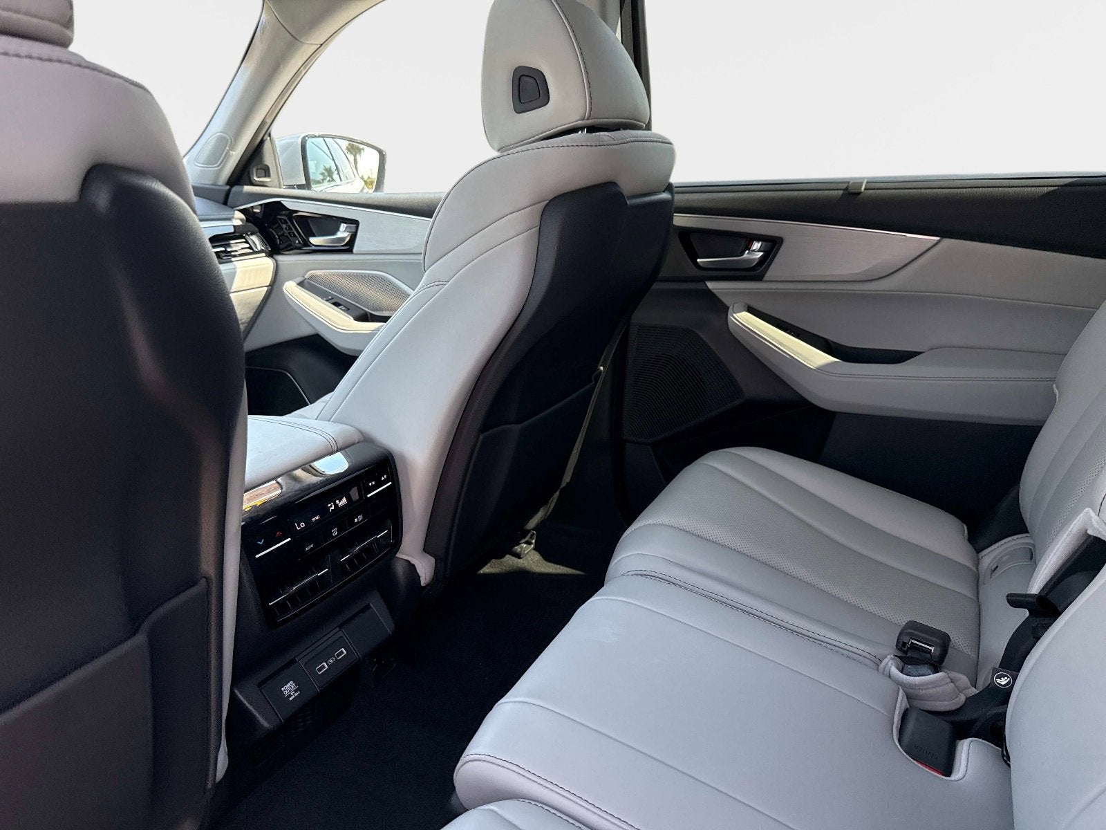 2023 Acura MDX w/Technology Package