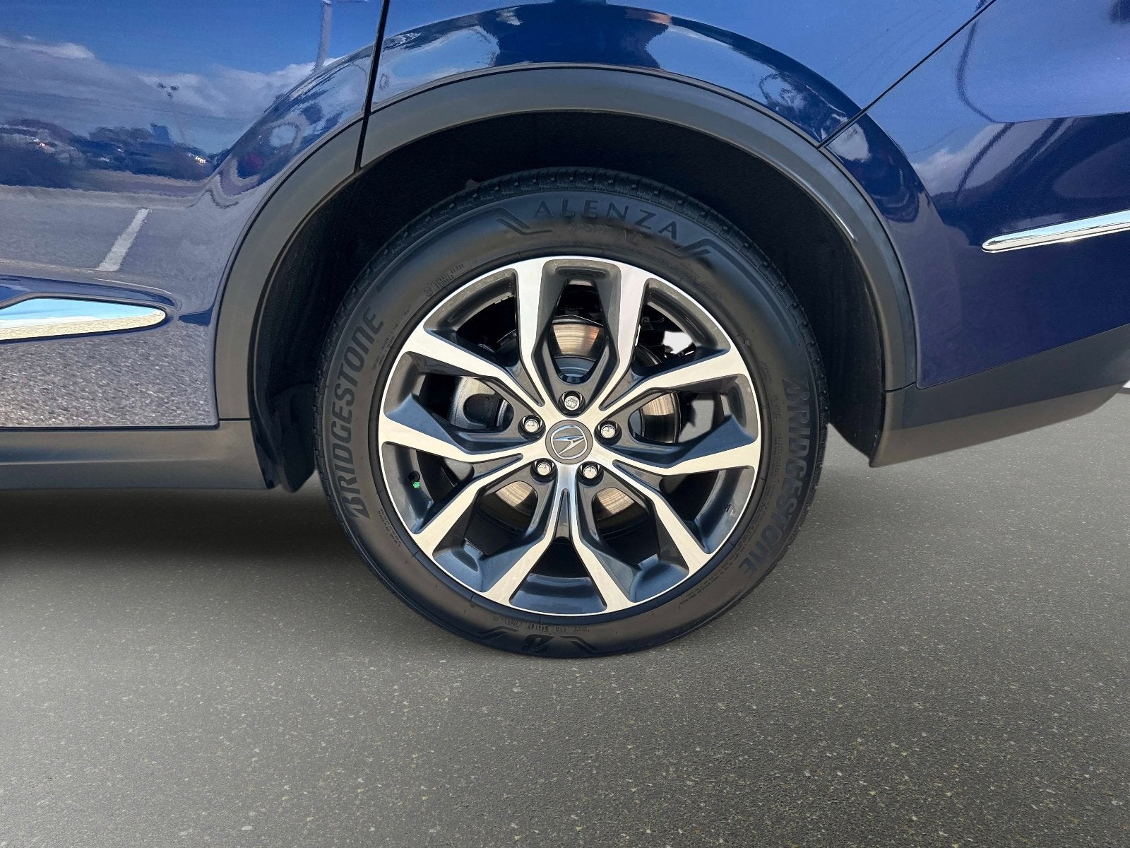 2023 Acura MDX w/Technology Package