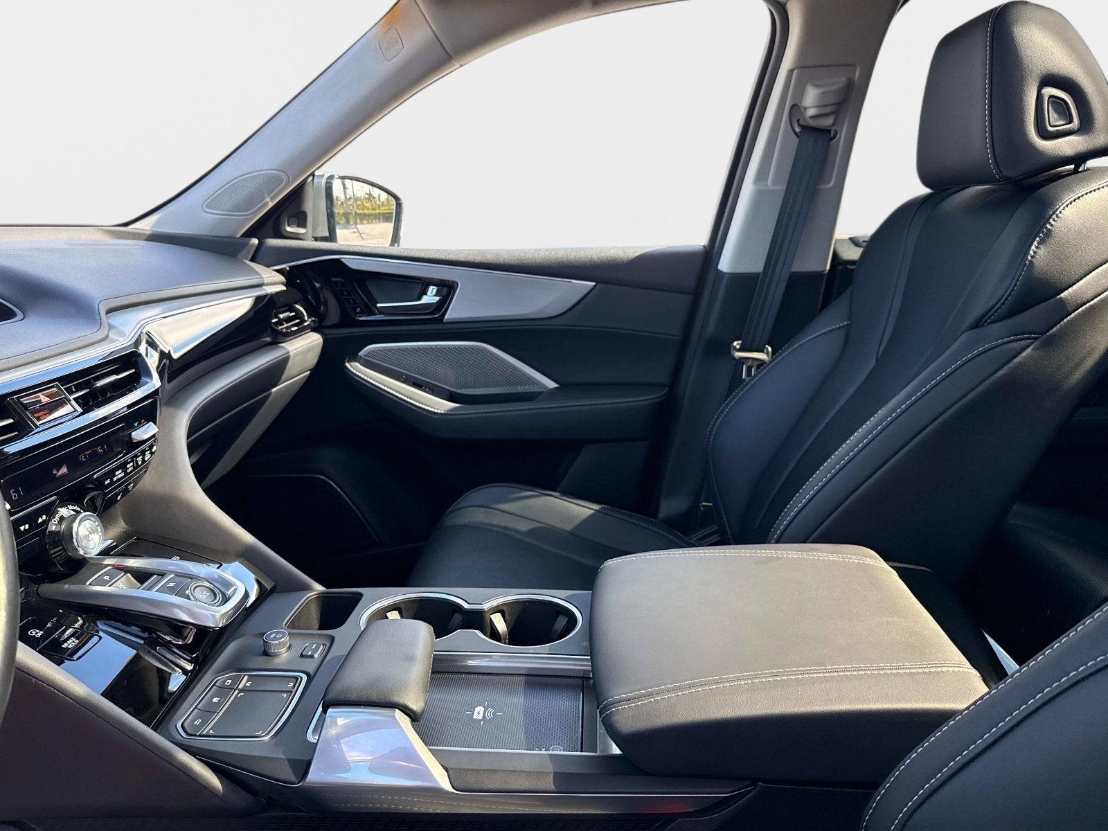 2023 Acura MDX w/Technology Package