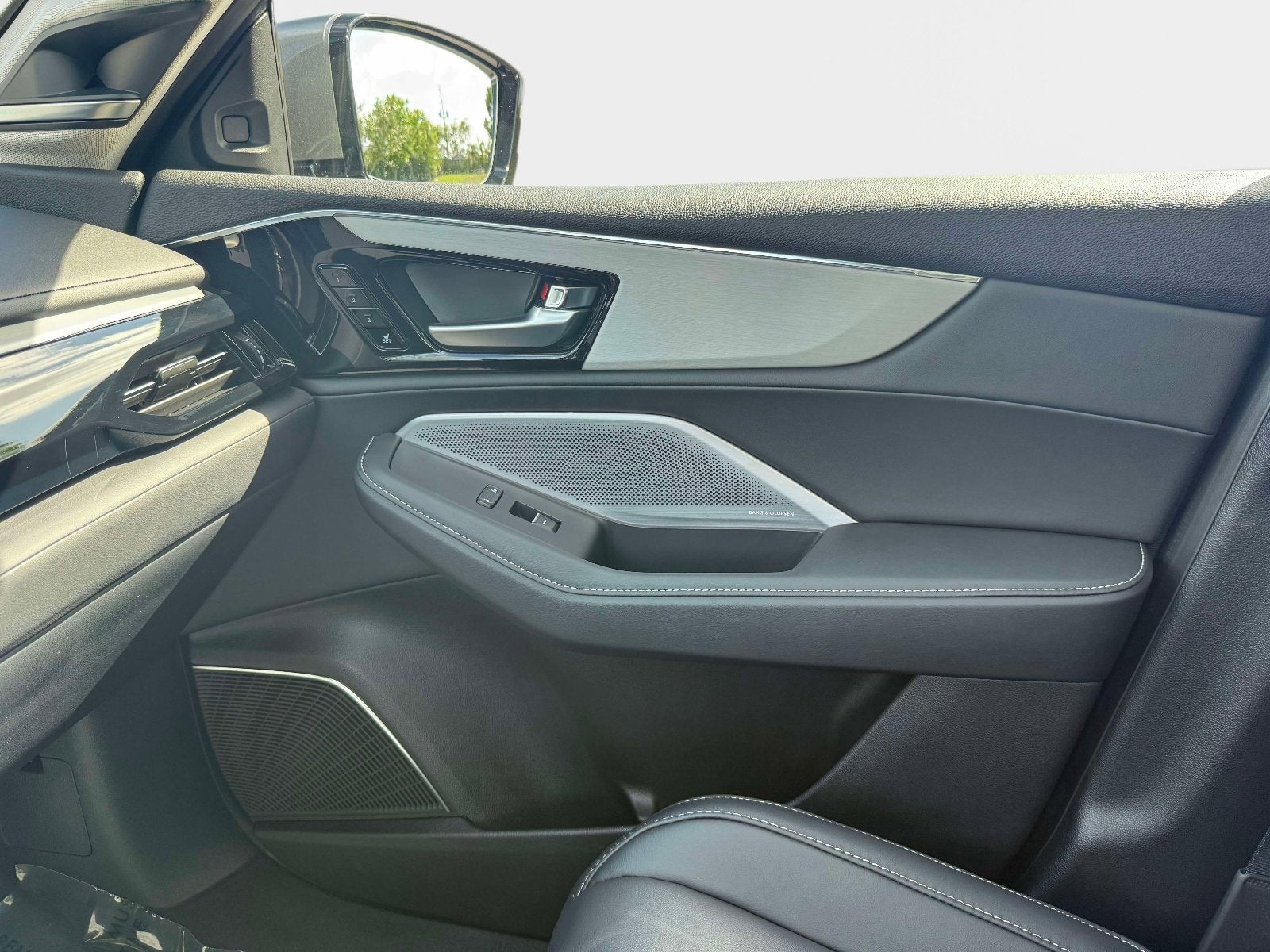 2026 Acura MDX w/Technology Package