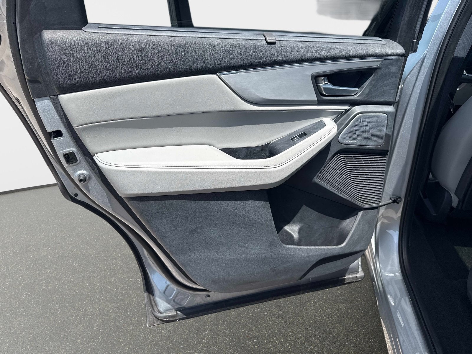 2026 Acura MDX w/Technology Package