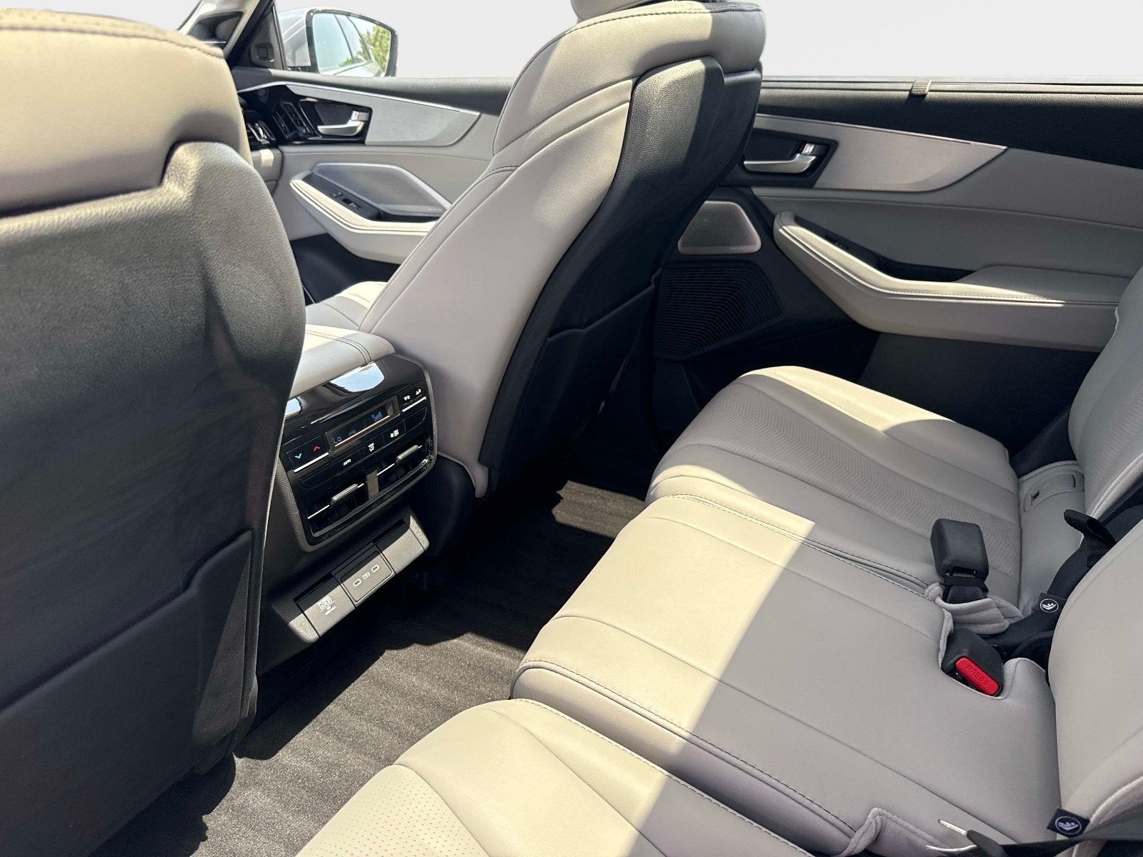 2026 Acura MDX w/Technology Package