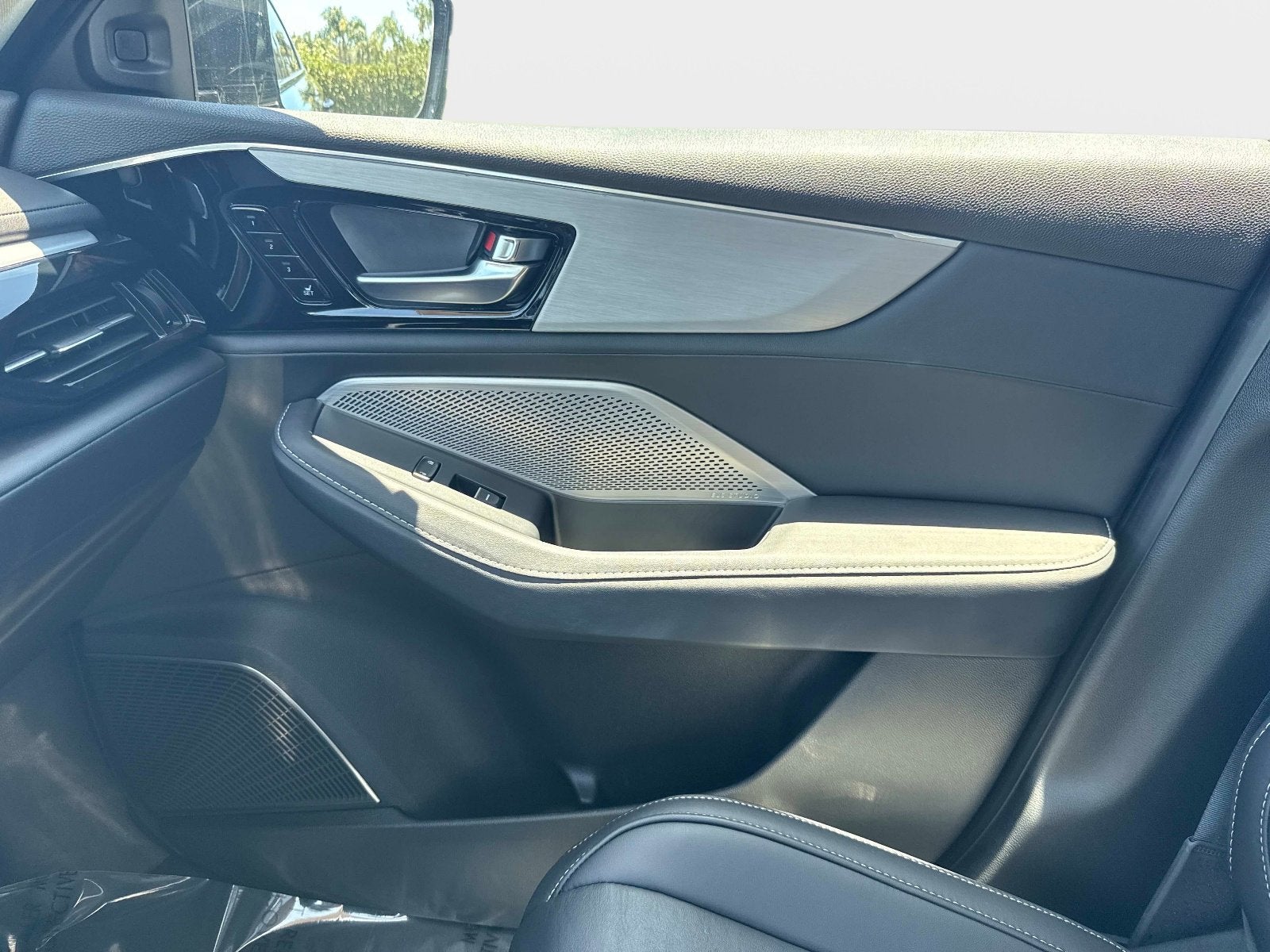2023 Acura MDX w/Technology Package