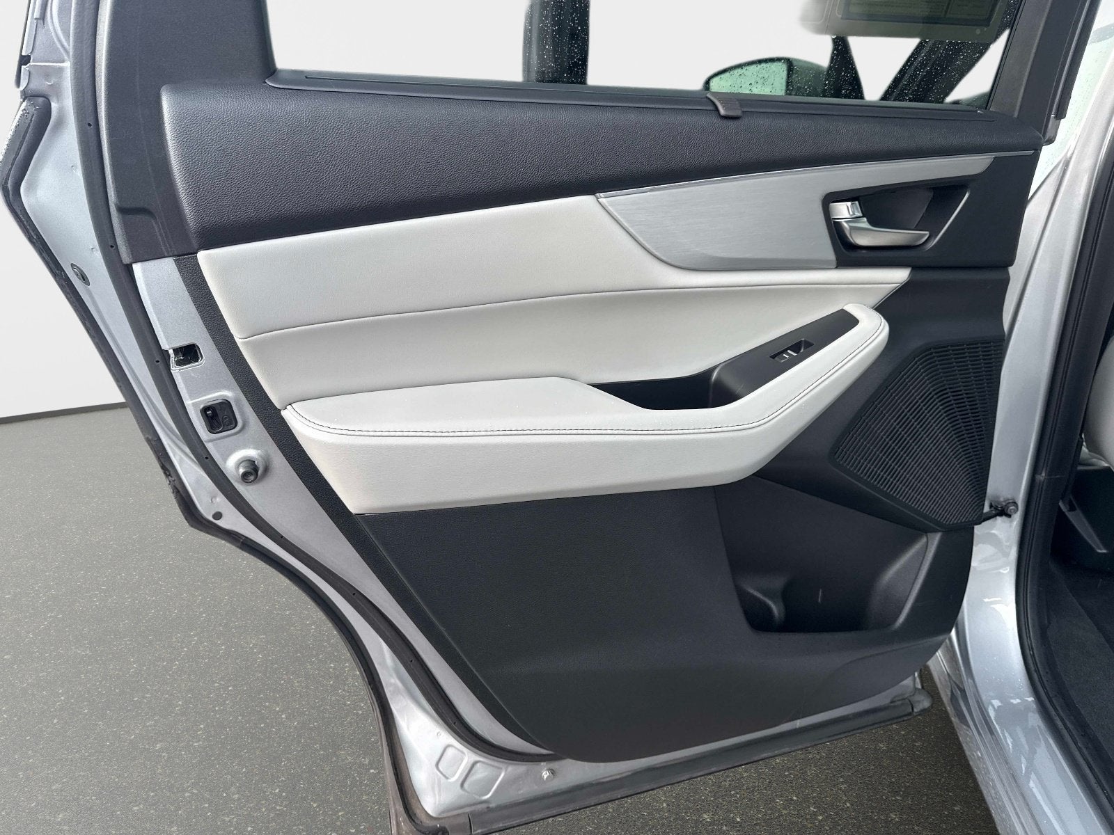 2023 Acura MDX w/Technology Package