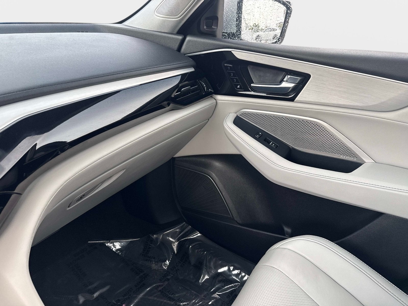 2023 Acura MDX w/Technology Package