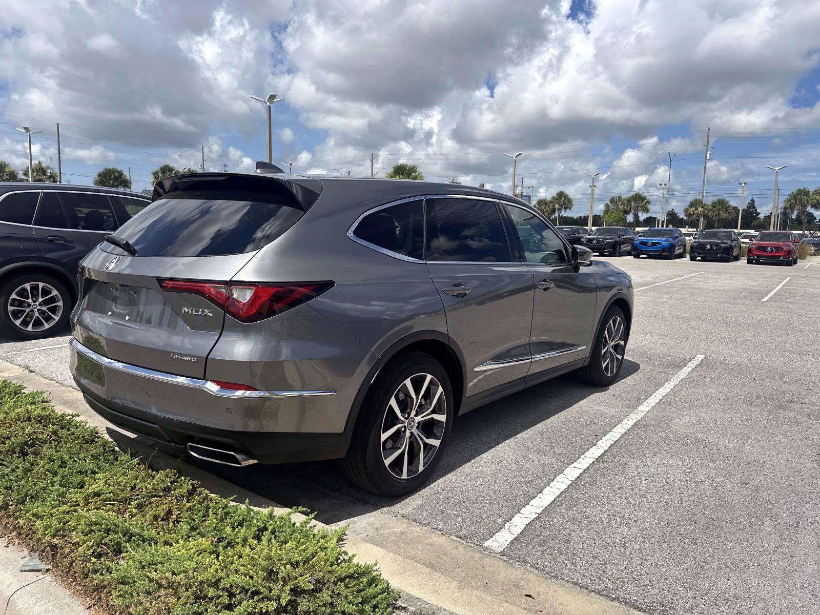 2024 Acura MDX w/Technology Package