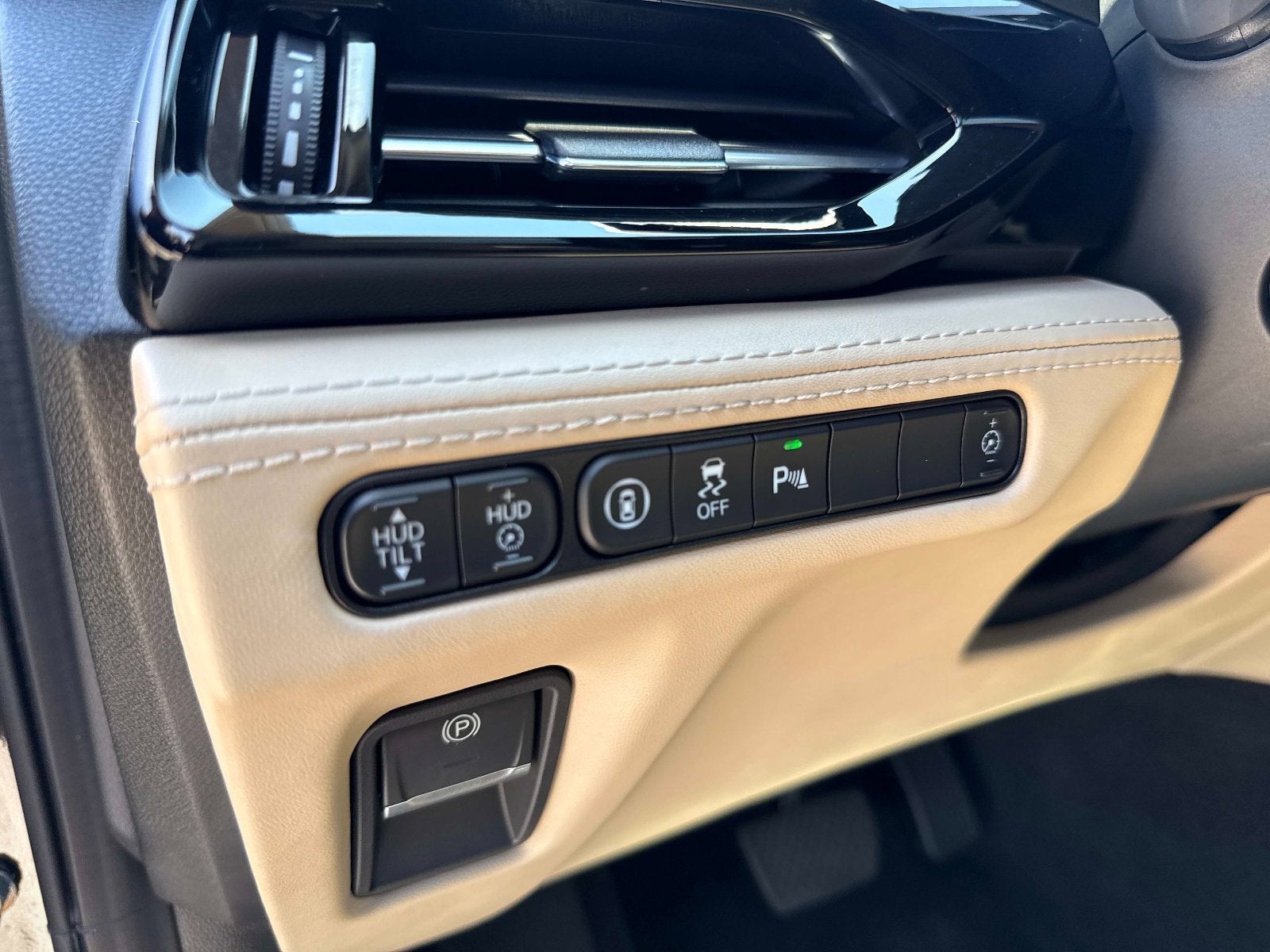 2023 Acura MDX w/Advance Package