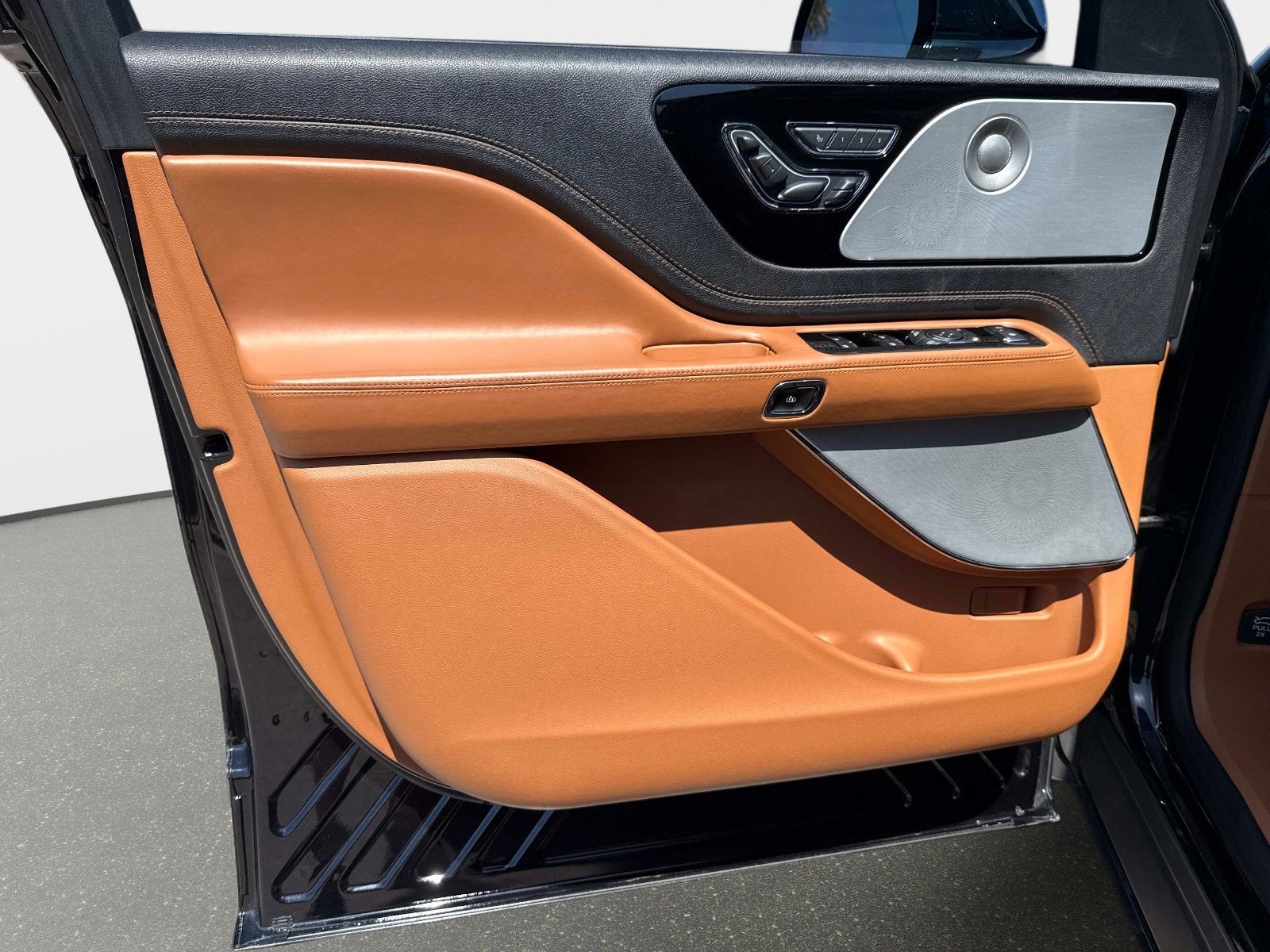 2020 Lincoln Aviator Black Label