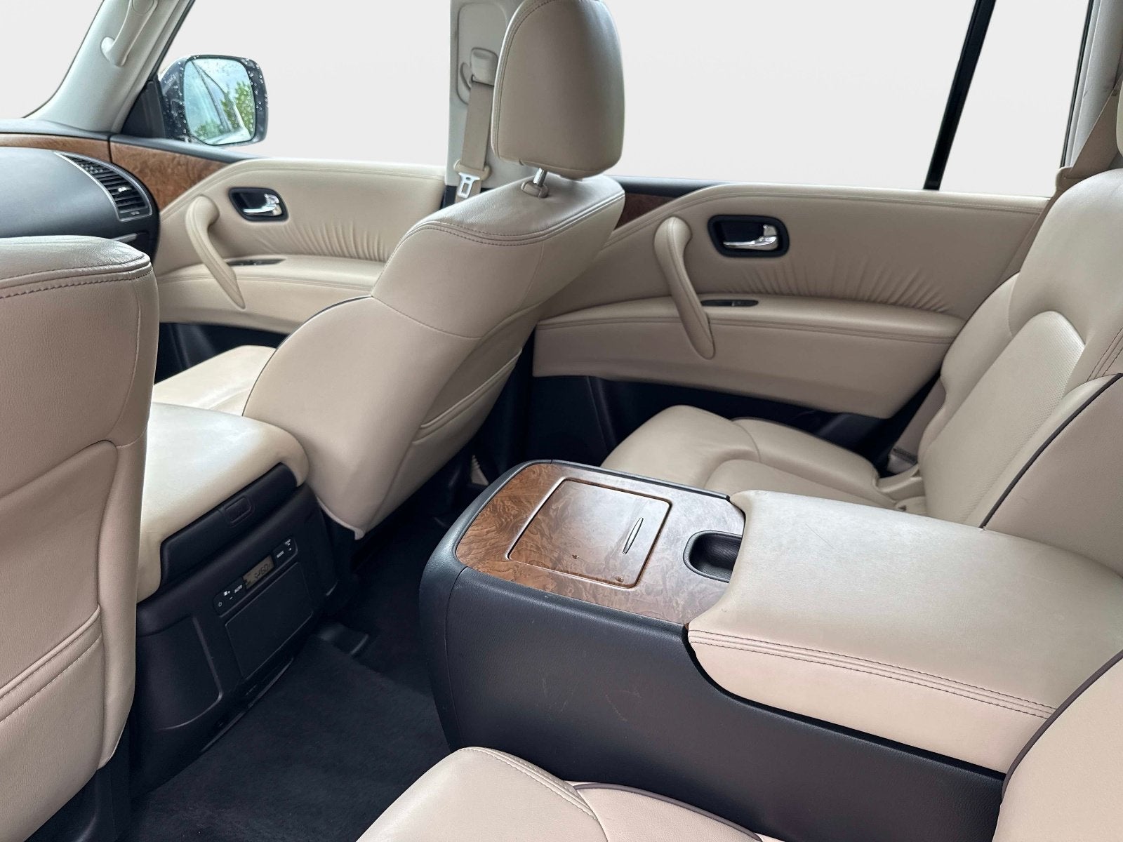 2022 Nissan Armada SL