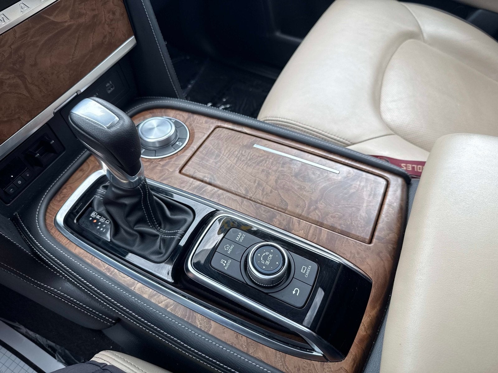 2022 Nissan Armada SL