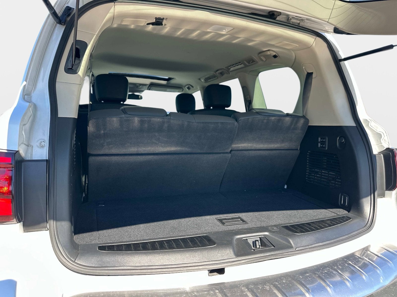 2018 INFINITI QX80 Base