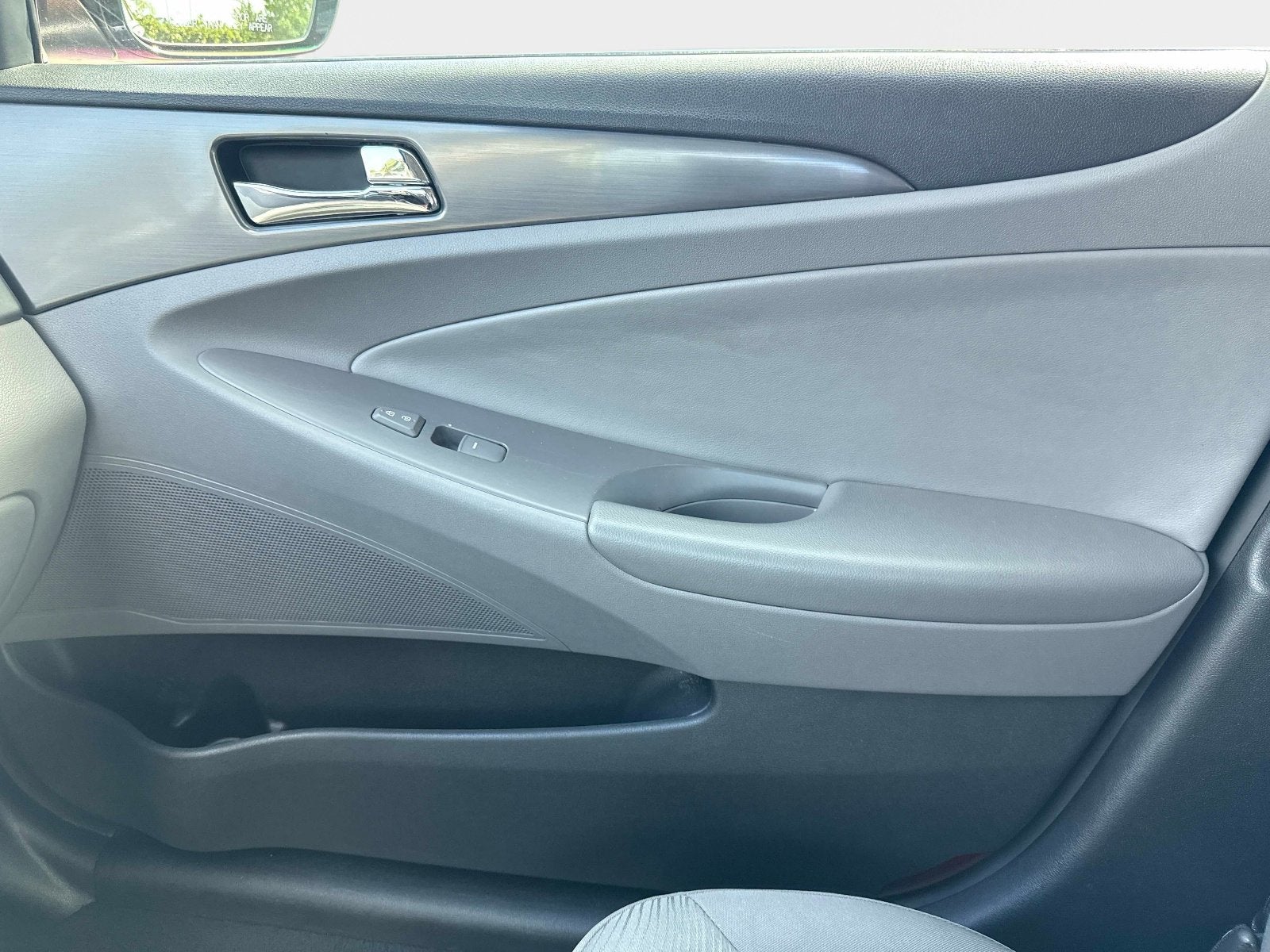 2015 Hyundai Sonata Hybrid Base