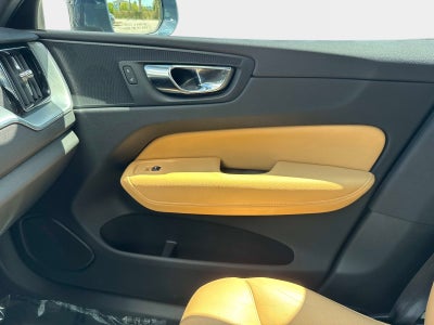 2018 Volvo XC60 Momentum